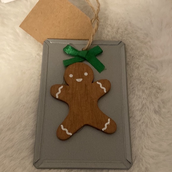 Target BP 2022 Christmas Ornaments - Picture 2 of 14